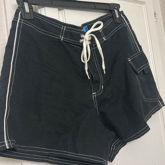 Black White Board shorts Vintage Y2K Nina Capri Size 8 Swim Shorts - Picture 2 of 5